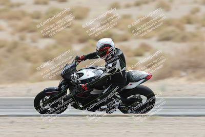 media/May-05-2025-Moto Forza (Mon) [[3c1838c5e5]]/2-B Group/Session 3 (Panning Test Turn 14 Inside)/